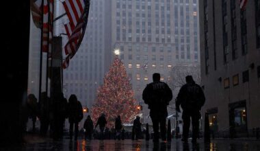 University of Iowa research gives ways to cope with holiday stress