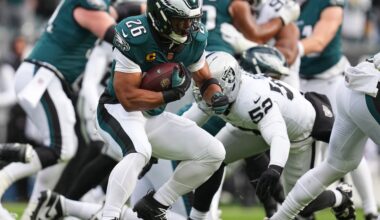 Eagles vs. Raiders: Second quarter score updates and discussion
