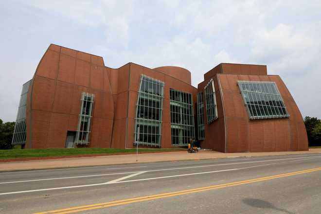 Vontz Center for Molecular Studies Vontz Center for Molecular Studies