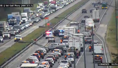 Crash on I-95 ties up traffic at International Golf Parkway, related to the search for a suspect – Action News Jax