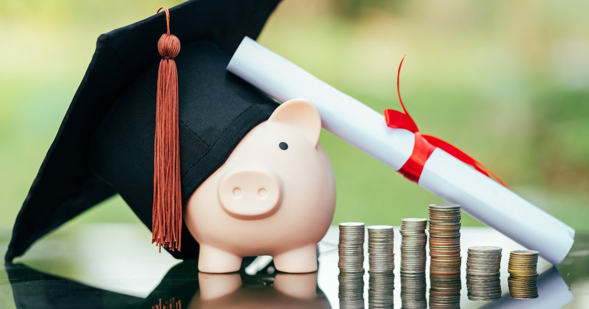 Farah & Farah taking applications for ‘Empowering Greatness’ scholarship – Action News Jax