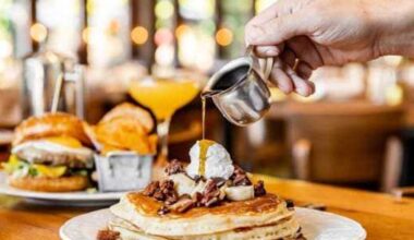 Dallas restaurants serving brunch on New Year’s Day 2026