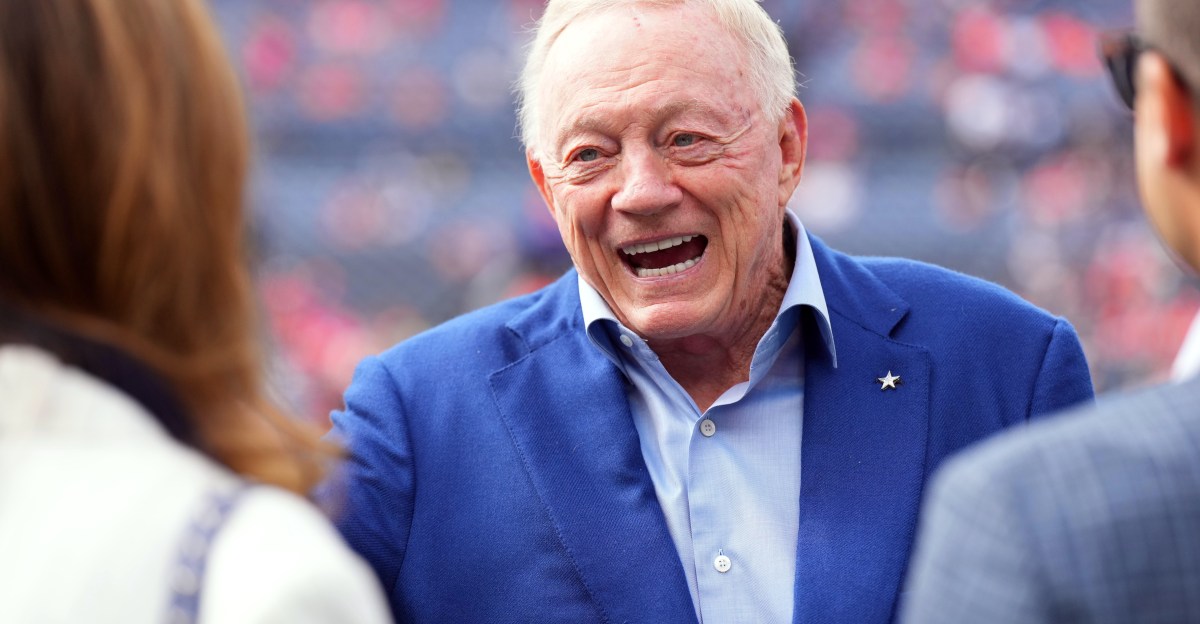 Dallas Cowboys news: Jerry Jones holding on to a playoff dream