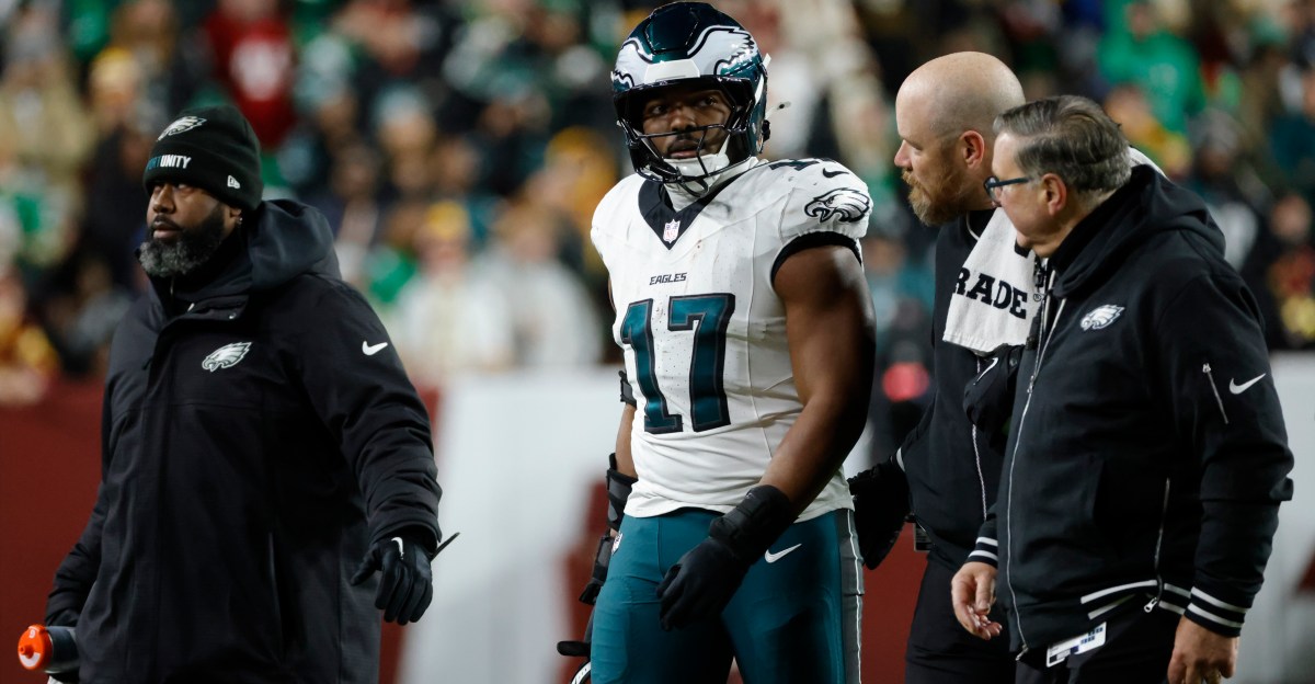 Eagles-Bills Final Injury Report: Lane Johnson and Nakobe Dean ruled out