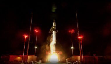 Rocket Lab launches 4 experimental 'DiskSats' for the US military