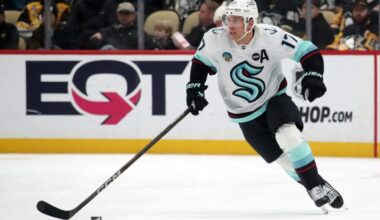 Kraken, Player Development, Blackhawks, Bad Contracts, Flyers