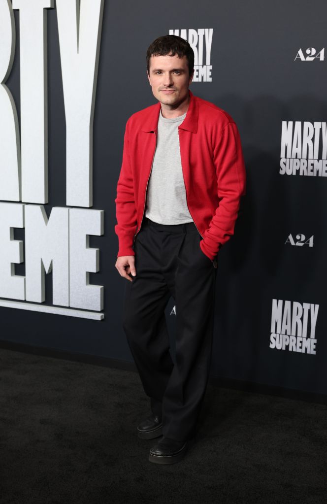 Josh Hutcherson attends the "Marty Supreme" premiere