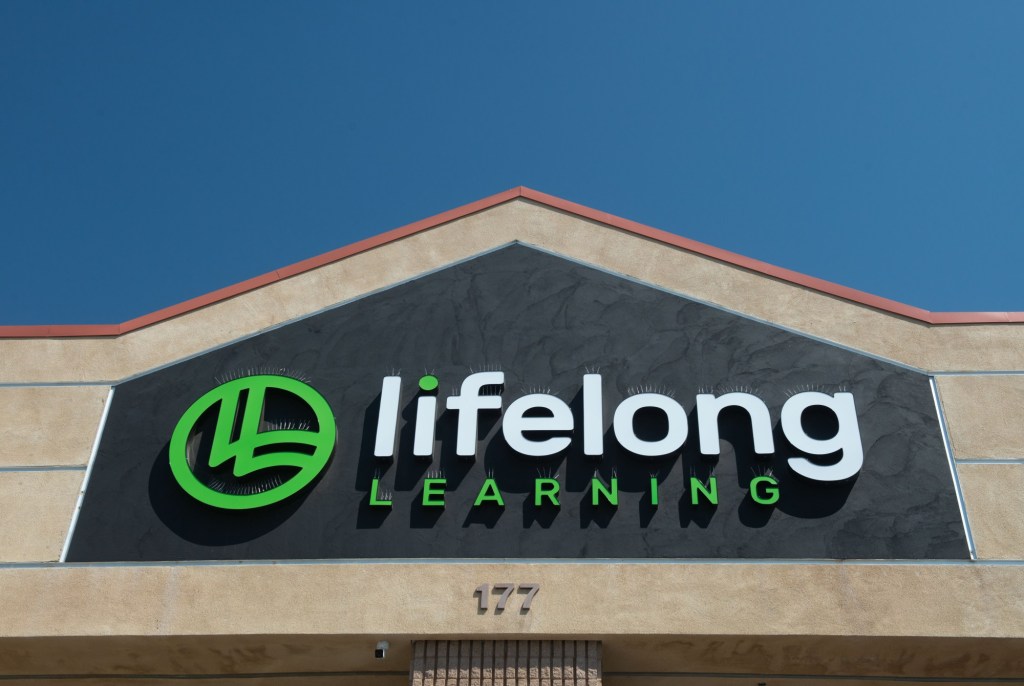 State sets few rules for charter school oversight. A new report offers improvements. – San Diego Union-Tribune