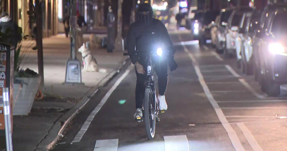 Judge orders NYC DOT to get rid of controversial bike lanes in Astoria, Queens