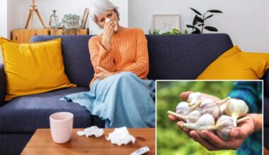 Doctor warns against viral trend for fighting a stuffed nose