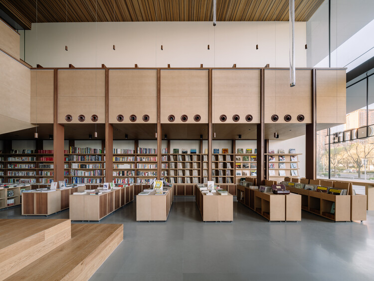 PAGEONE – Vinyl Concept POLPAS / llLab. - Image 1 of 38