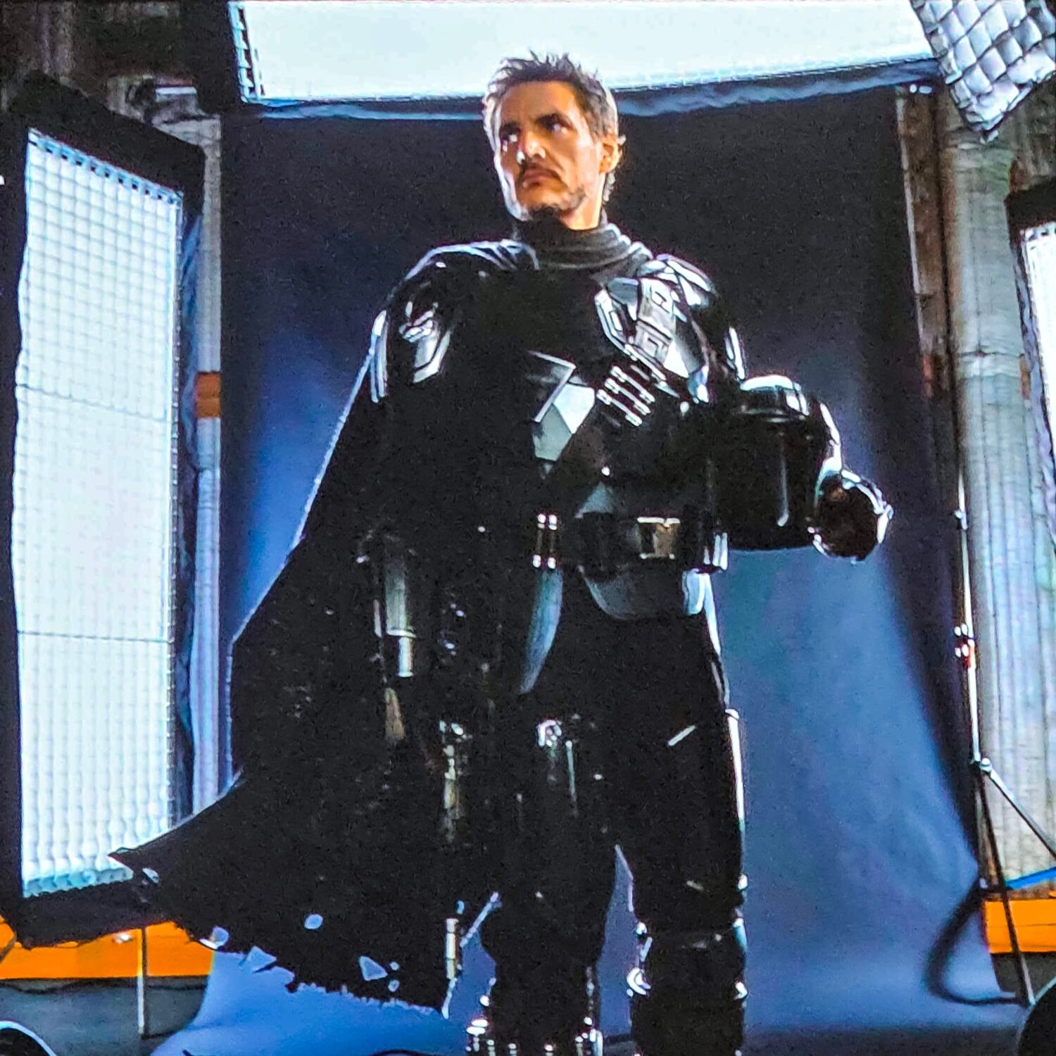 pedro pascal mandalorian grogu