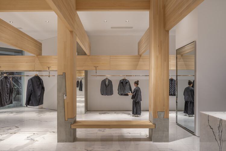 Pillar of Zen — DANNONG Store / LUO studio - Interior Photography