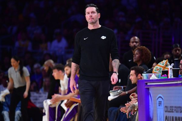 JJ Redick rips into Lakers after loss: 'We don't care enough'