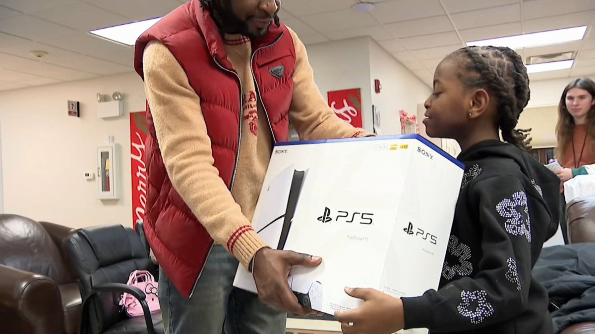 Chicago native rapper gives gifts to local family after attack – NBC Chicago