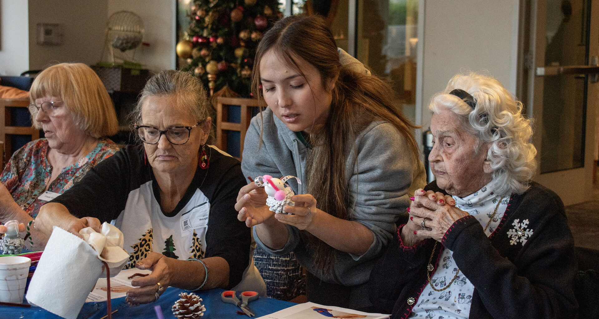 Crafts and chats bring TCU students, retirement community together