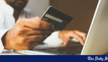 Financial mistakes to avoid in your 20s | how to manage first salary wisely | lifestyle inflation examples and solutions | benefits of starting to invest early for beginners | smart credit card usage tips for fresh graduates | First salary mistakes young professionals make—and how to avoid them