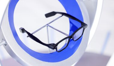 Alibaba Launches Smart Glasses to Rival Meta Ray-Ban Display