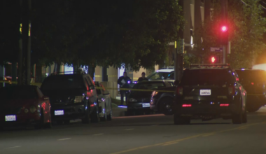 Los Angeles police officers shoot, kill armed man in San Fernando Valley