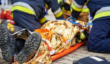 One Dies in East Los Angeles Crash