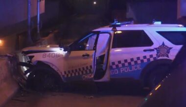 Chicago police officers hurt in crash on Lower Wacker