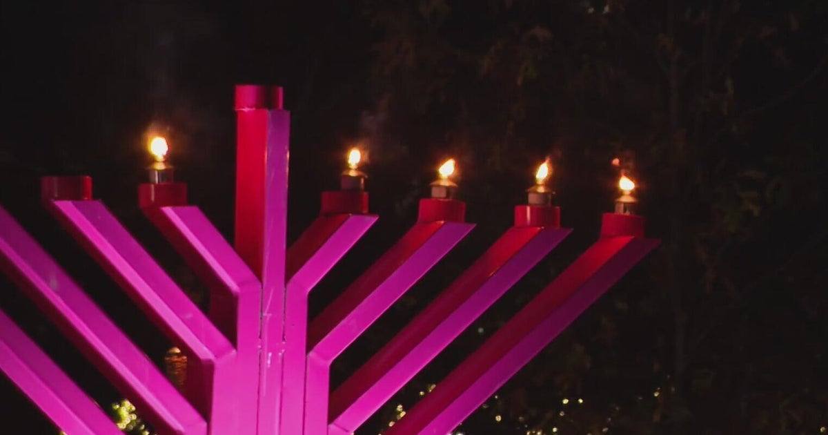 Dallas Jewish community marks Hanukkah at Klyde Warren Park under heightened security