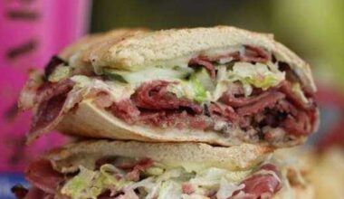 Colorado sandwich chain Snarf's makes Dallas debut