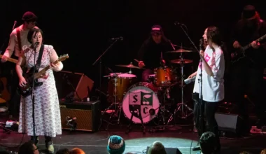 Snocaps (Katie & Alison Crutchfield) were a treat at Bowery Ballroom (pics, video, setlist)