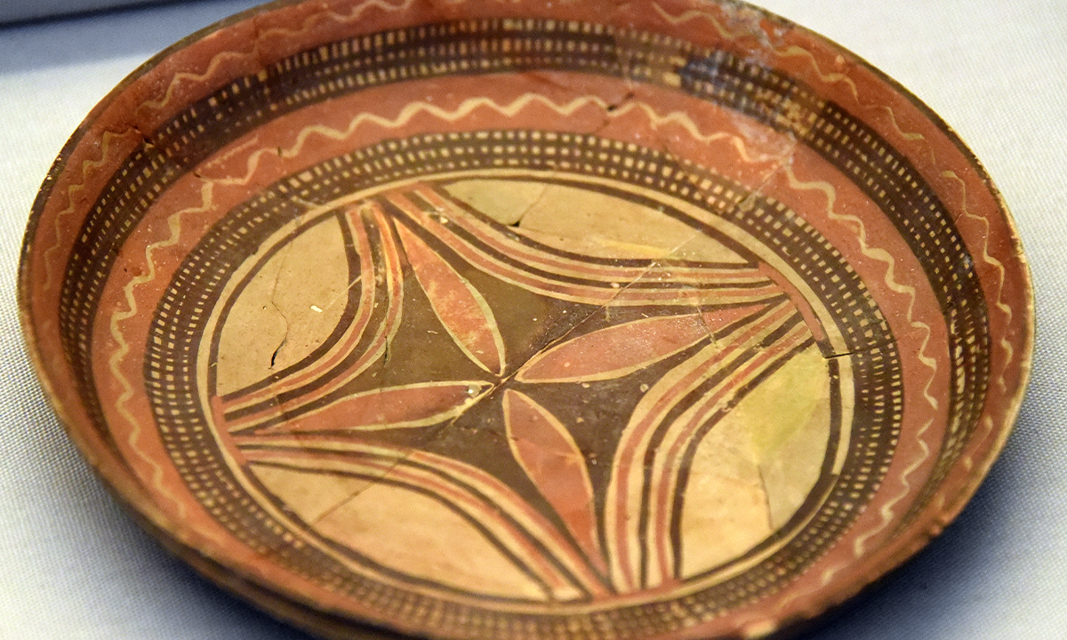 Ancient Math Hidden in Oldest Known Floral Pottery