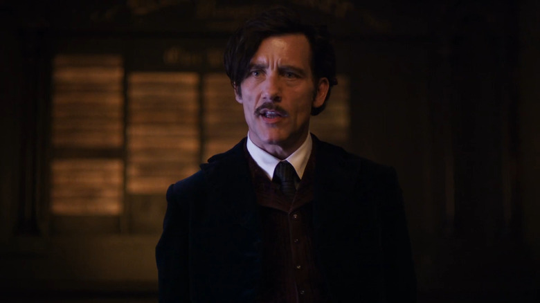 Dr. John Thackery (Clive Owen) talking in The Knick