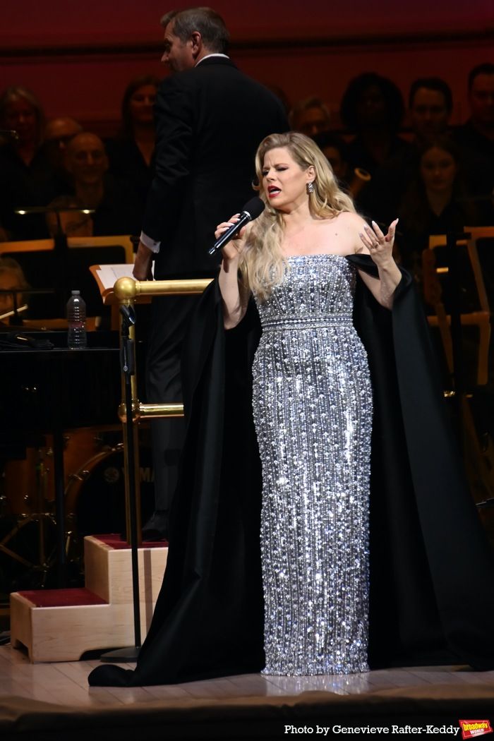 Photos: Megan Hilty and the New York Pops' 2025 Holiday Concert  Image