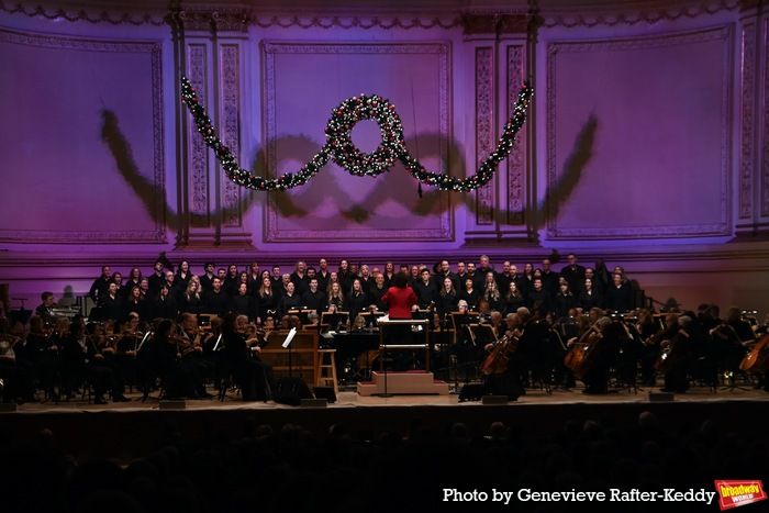Photos: Megan Hilty and the New York Pops' 2025 Holiday Concert  Image