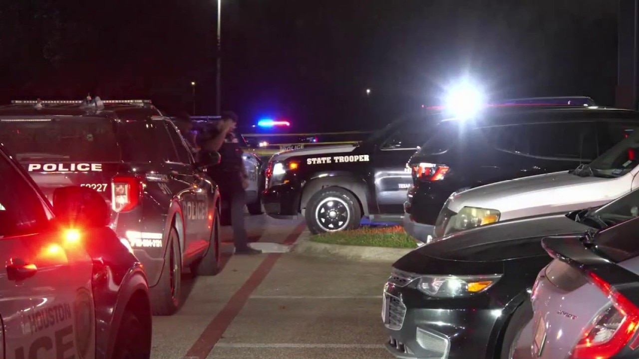 Houston girl, 9, shot during exchange of gunfire between 2 groups: police