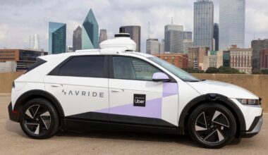 Uber is launching a new driverless rideshare option for customers in Dallas