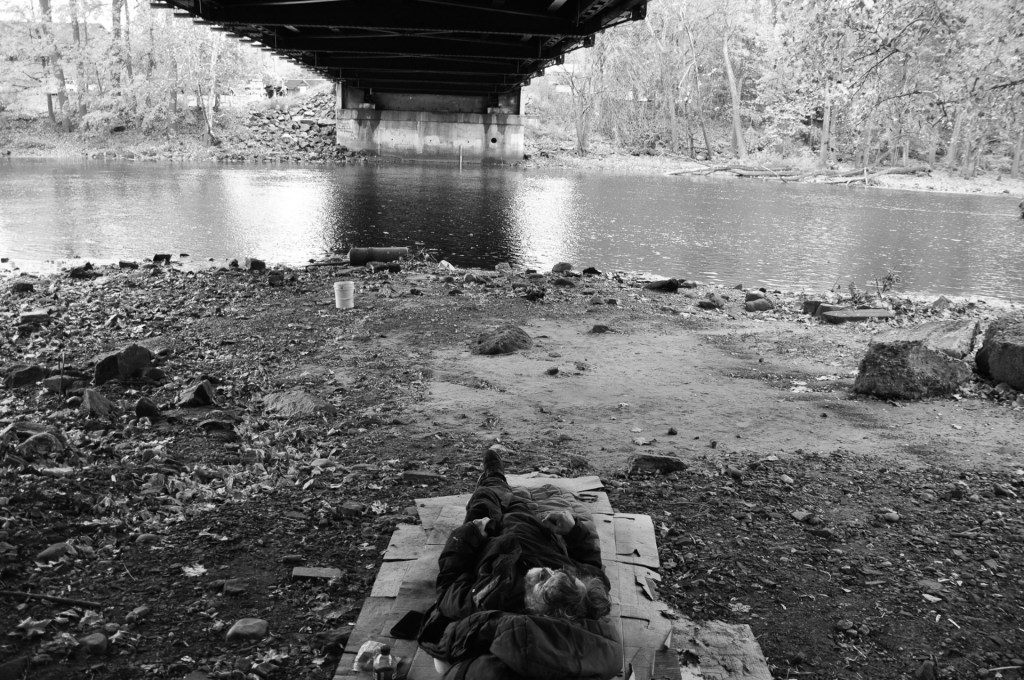 A war photographer is capturing new horrors: CT homelessness