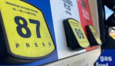 Average San Diego County gas price at lowest year-end amount since 2020