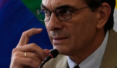 Bolivia's new government to allow companies like Starlink to operate in the country