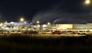 Tyson beef plant closure will lay off 3,200 workers, threatening a small Nebraska town