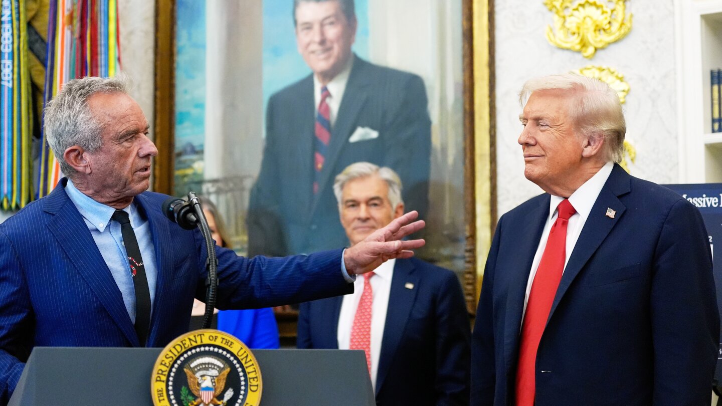 Pediatrics group sues HHS for cutting funds for children's health programs