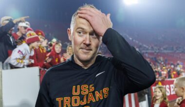 Who's to blame for USC-Notre Dame football scheduling fiasco?