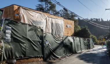 Lawsuit says L.A. City ignored fire safety as it permitted development