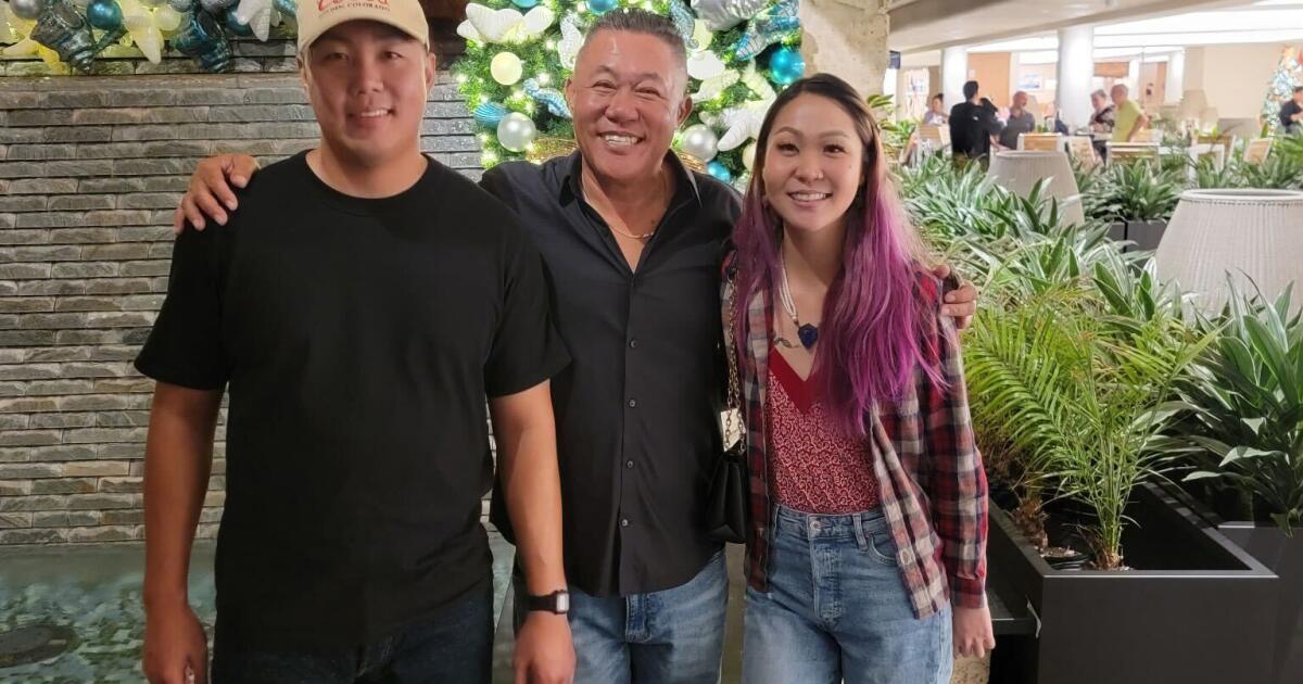 L.A. Army vet who self-deported is focus of congressional hearing