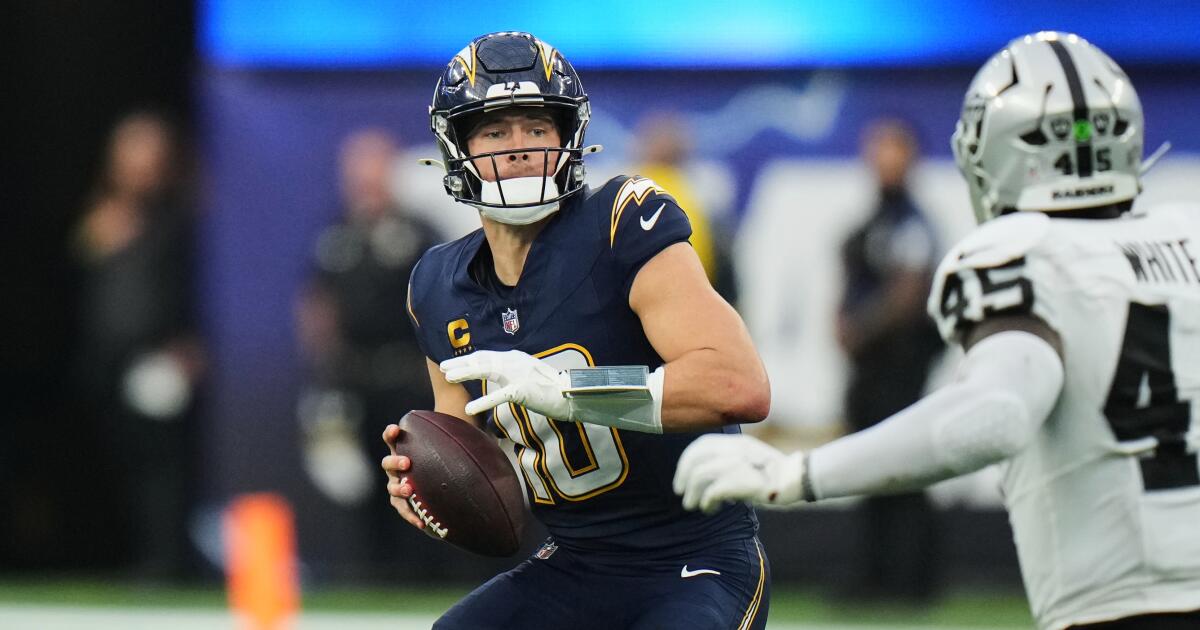 Justin Herbert injury could make Chargers' playoff road even harder