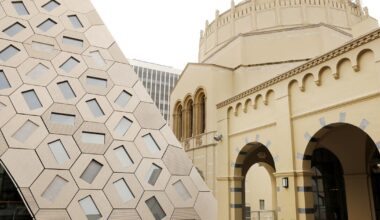 Protest at synagogue in Koreatown ends in arrests, hate accusations