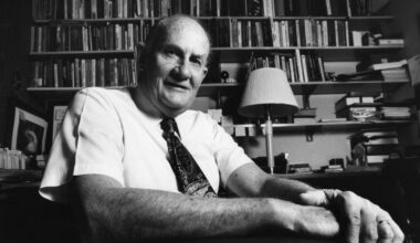 L.A. schools' Docter dies at 97: Won on spanking, lost on integration