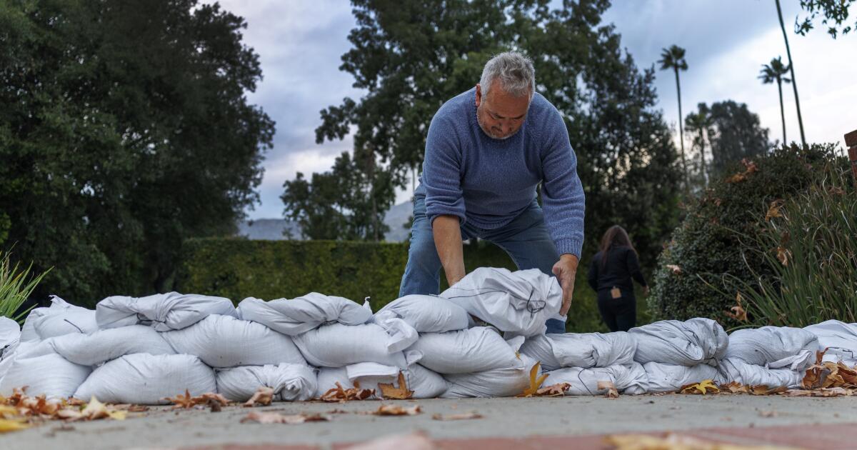 Weather updates: Winter storm warnings issued in Southern California