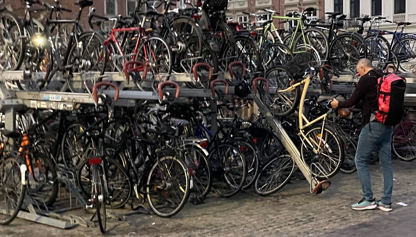 To snitch or not to snitch? Is proposed parking scofflaw law a good idea?