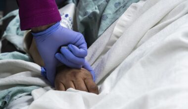 Chicago’s safety net hospitals are stepping up to serve uninsured patients