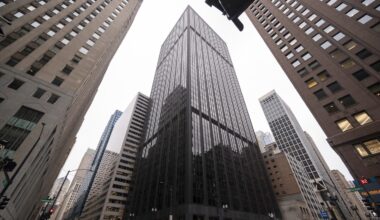 Loop tower that replaced historic Chicago Stock Exchange Building wins preliminary landmark status