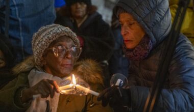 Killings of Black Panthers dedicated with plaque in Chicago 56 years later